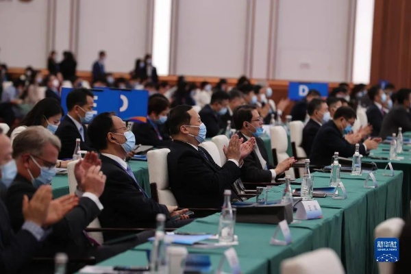 (中国新盟商下载)眻盟崛起:探寻中国新兴力量在全球舞台上的崭露头角 (中国新盟商下载)眻盟崛起:探寻中国新兴力量在全球舞台上的崭露头角