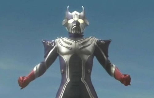 (奥特曼系列ol奥特套装)奥特曼系列OL鬼服:穿着酷炫,战斗无畏,引爆激情!