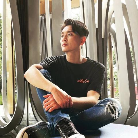 荣耀先锋阵容搭配全面指南：如何选择英雄与组合最大化战斗优势